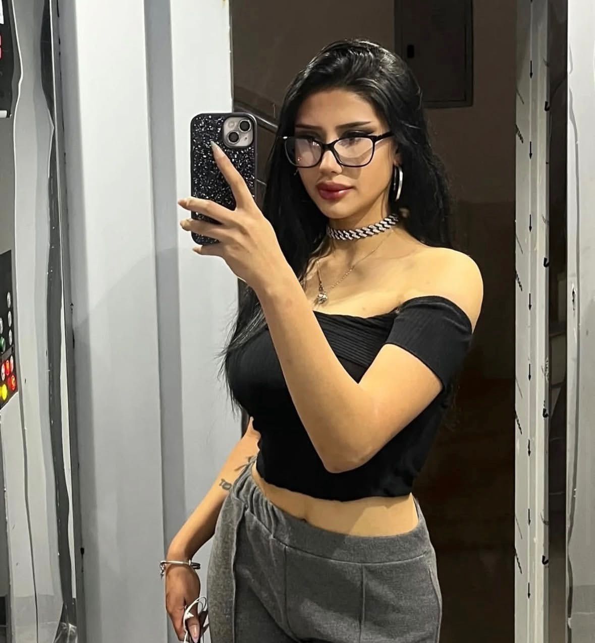 Misvak Güzel Gülüşlü Partner Bayan Escort Ceren